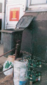 Háztartási veszélyes hulladékok - Ezermester 2001/11