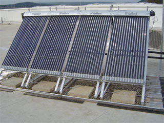 Fűtésrásegítés napenergiával - Ezermester 2006/11